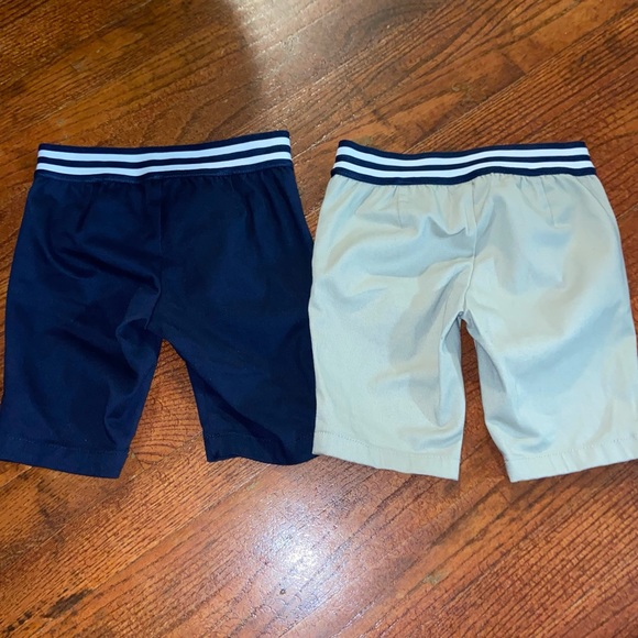 Girls size 4 school uniform shorts bundle - Picture 11 of 15